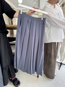 Le pivot (ルピボット)25AWのキュロットが入荷いたしました。