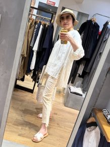 決算セールでお得なMOTHER（マザー）のパンツの4サイズ着比べコーデ