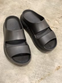 いち早くOofos（ウーフォス）秋の新色＆新作をご紹介