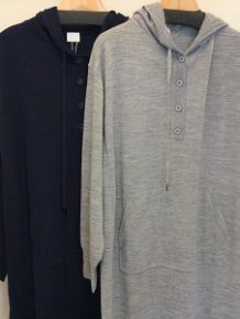 CT plage (シーティープラージュ)ウールニットパーカーワンピース再入荷しております♬