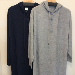 CT plage (シーティープラージュ)ウールニットパーカーワンピース再入荷しております♬
