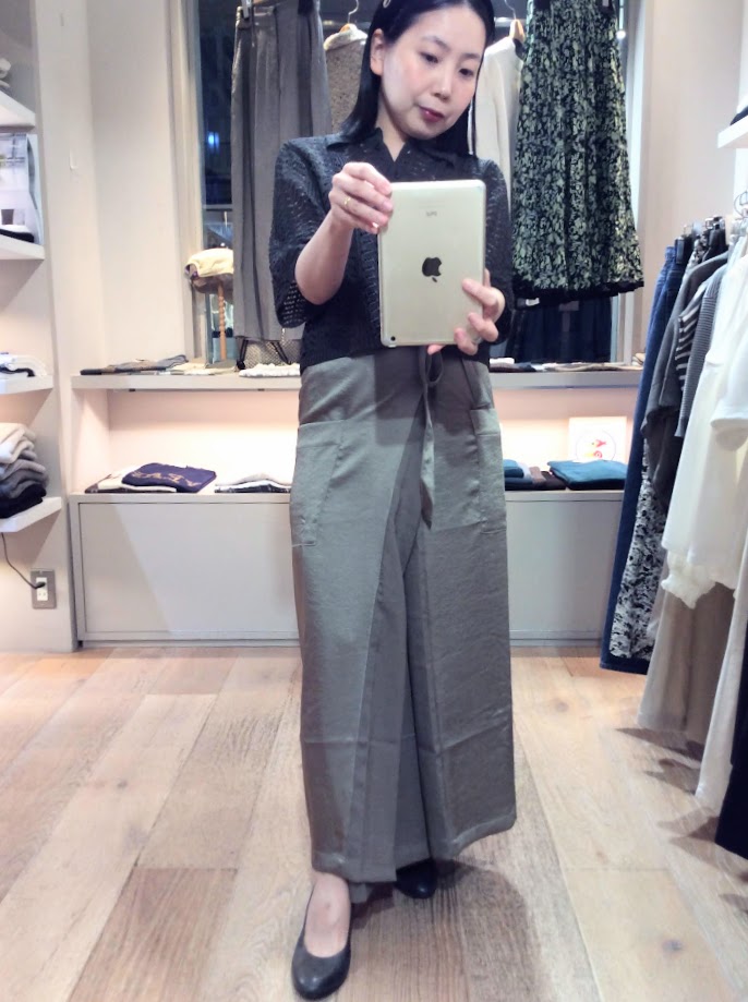 COG THE BIG SMOKEのMINA DOUBLE WRAP SKIRTを150cm仲丸が着てみました☺