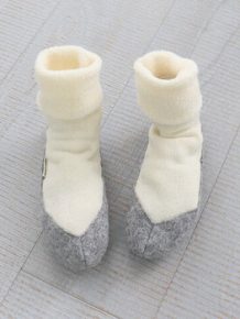 FALKE(ファルケ)の新作、Cosyshoe Socks”ルームソックス”のご紹介です🎵