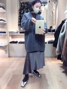 ポイント10倍中のニットの中から、この時期便利な羽織ものをピックアップしてみました♪