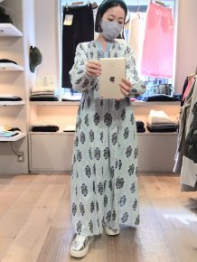 入荷したばかりのne Quittez pasの新作ワンピースを150cm仲丸が着てみました☺