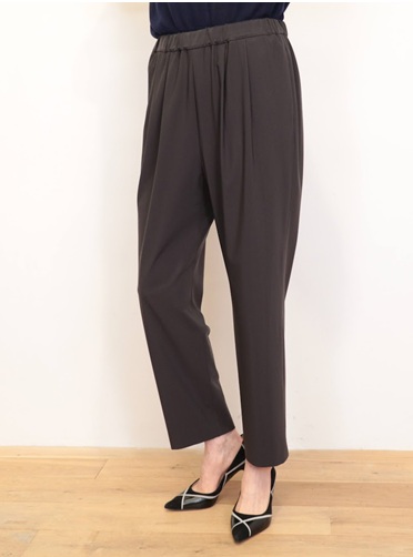 奇跡の再入荷FANTASTICDAYS（ファンタスティックディズ）テーパードパンツ＜MOTION＞　38サイズ 1点のみ通販承ります！