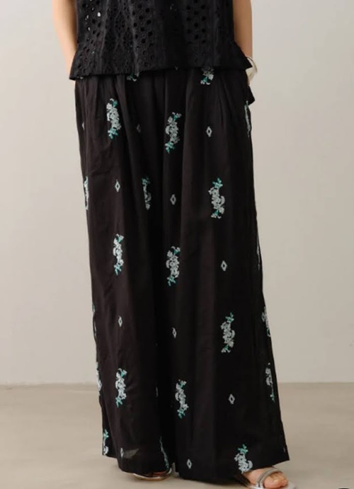 ne Quittez pas(ヌキテパ）の新作が入荷したので刺繍パンツを試してみました🎪🎵