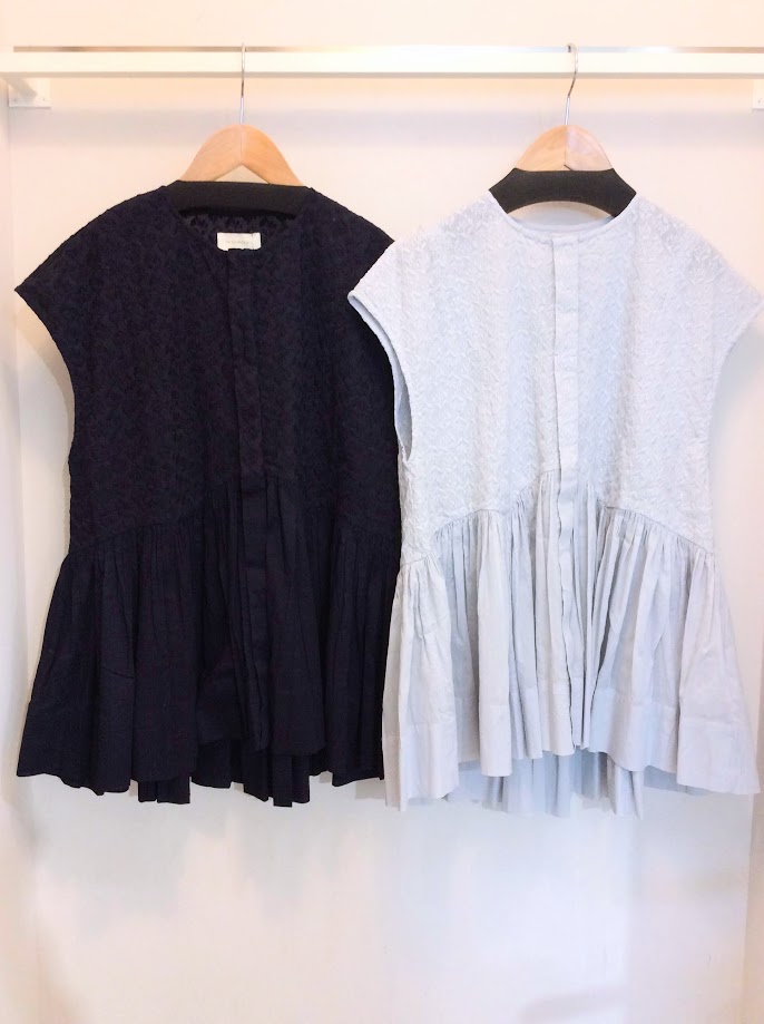 ne Quittez pasのPetit Flowerのセットアップを150cm仲丸が着てみました。