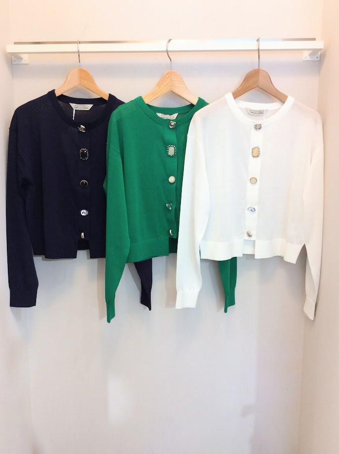 TORRAZZO DONNAのビジューカーディガンが入荷致しました☺