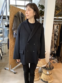 Honnete（オネット）のダブルブレストジャケット間もなく入荷します！